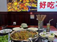 -重庆楊門机场老火锅(20年老店两路总店)