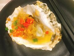 蒜香烤生蚝-蚝太郎 • 海鲜烧烤(建国路创始店)