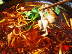 老铁锅秘制美蛙-鸿顺老铁锅美蛙鱼府(解放碑店)