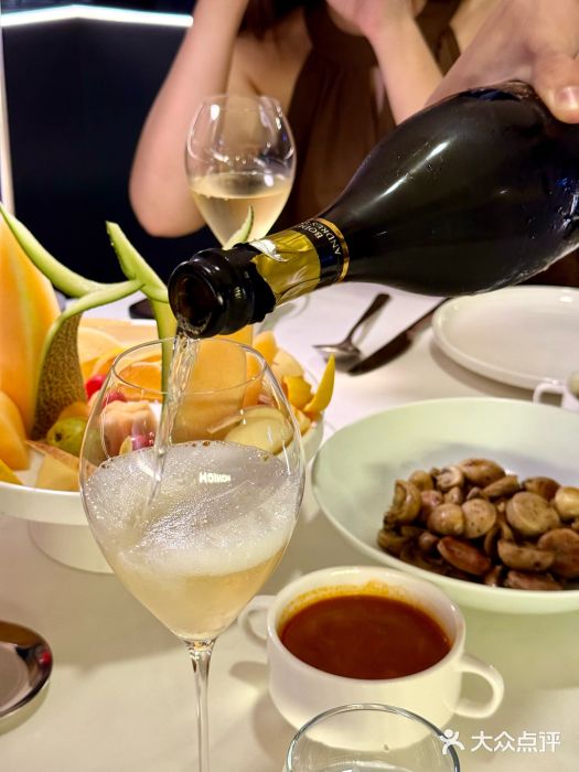 MONICH牛排融合餐厅(和义大道购物中心店)图片