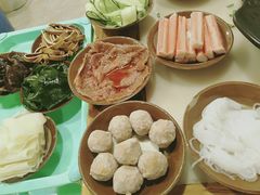 -黄潇洒老火锅(九眼桥宏济巷店)
