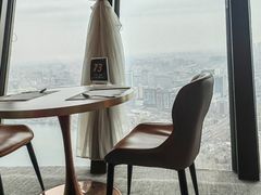 -中央电视塔旋转餐厅