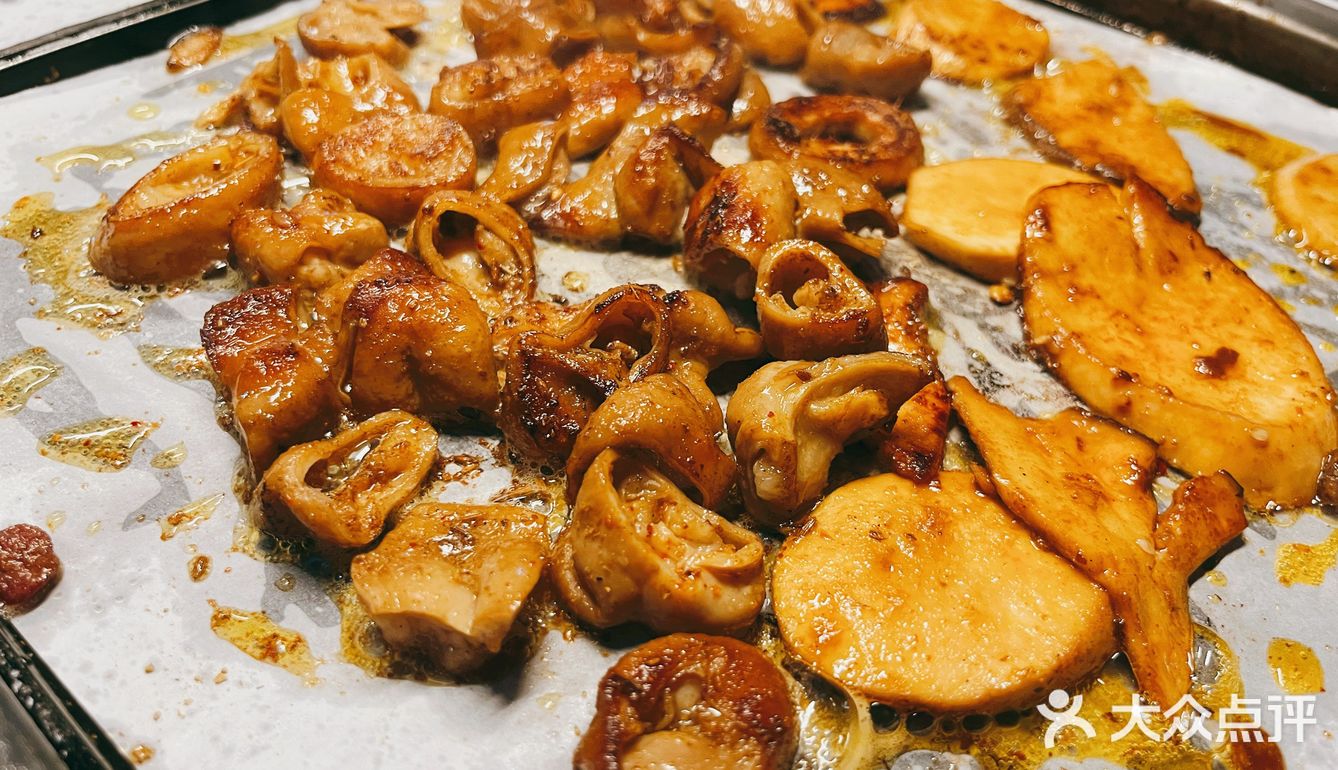 这家烤肉真好吃~{Kao}