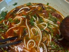 -百春原湖南牛肉粉(百联世纪店)