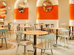 大堂-HELLO 27 意面·沙拉·帕尼尼