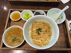 -蟹上黄·蟹黄面·江南糖水(人民广场店)