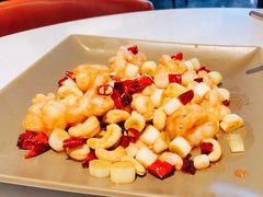 -本来精品川菜(嘉里中心店)