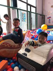 -动力星球家庭亲子游乐中心