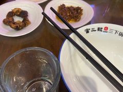 -富正毅三下锅·湘西韵味(天门山索道店)