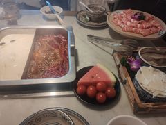 -尚尚仙·酸汤猪手·猪肚鸡火锅(华联万柳购物中心店)