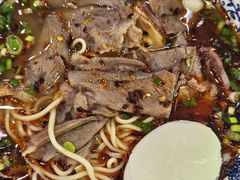 -伊穆祥牛肉面总店·清真