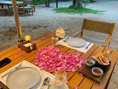 -三亚艾迪逊酒店·海滩烧烤 BARBACOA·现场乐队·浪漫晚餐·烧烤海鲜