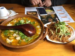 -东家小院金汤酸菜鱼(南阳路店)