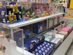 -泡泡玛特POPMART(上海环球港店)