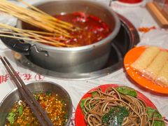 -大芊金重庆串串火锅(南京路店)