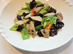-尘香•传统川菜(创汇首座店)