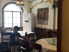 -维吾尔餐厅(宜山路店)