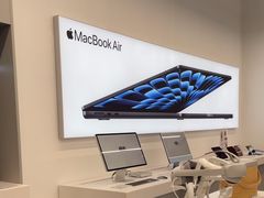 -Apple授权专营店(五彩城店)