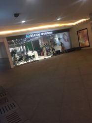 -韩国丽安形象设计