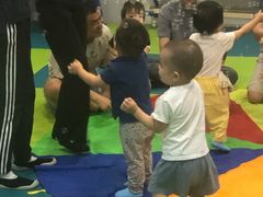 -爱睿思儿童早教亲子游泳(万象城店)