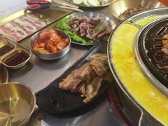 -胡悦里韩式烤肉(芝罘万达广场店)
