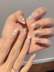 -HUII NAIL绘京美甲美睫会馆
