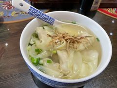 -笑来喜馄饨小笼工坊(通扬路店)