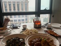 -景月阁空中食府(希尔顿酒店)