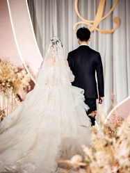 -伯瓷皇后婚纱艺术空间