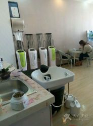 -佛伦斯私人定制烫染国际连锁