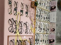 -肆兮眼镜·蔡司·徕卡战略合作店(大坪店)
