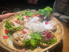 -菌彩云南野生菌火锅(万达广场店)