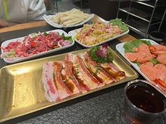 酸菜五花肉-一家东北烤肉(华大店)