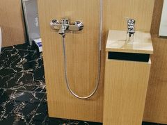 -百安居装修建材卖场(罗湖店)
