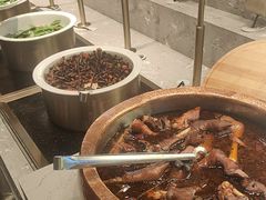 -山焱·炭火自助烤肉(周浦万达店)