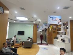 -雅悦齿科(顾村公园店)