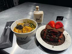 -W COLLECTIVE  DESSERT SHOP