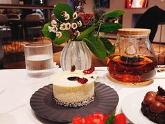 -潮一不贰·法式甜品·生日蛋糕·西式简餐(外滩店)