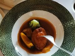 鲍鱼汁扣鲜鲍鱼-富力丽思卡尔顿酒店·丽轩中餐厅
