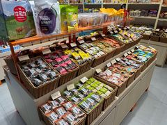 -来伊份(云从路店)