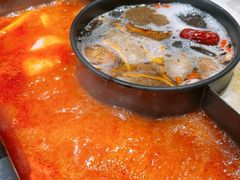 -老牌坊云南鱼豆花火锅(爱建店)