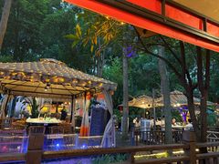 -二荆条·蜀鲜汇城市森林火锅