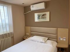 -银座佳驿(济南花园路华信银座商城店)