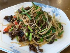 菌磨爆豆芽-老兵食堂(景新街店)