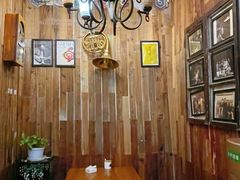 -蜗牛小馆醉乡民谣云南菜(惠新西里店)