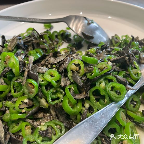 马龙金发酒楼