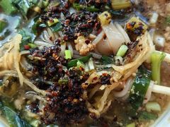 -正宗杨记普洱酸醋米线(总店)