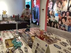 -肆兮眼镜·蔡司·徕卡战略合作店(大坪店)