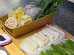 -蜀滋香鲜鱼美蛙火锅(339店)