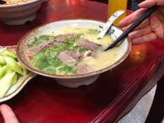 -金杨拉面王小吃面馆·牛三宝面·红烧牛肉粉